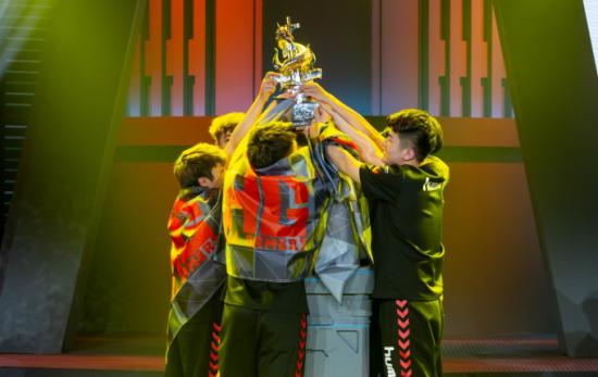 2025年电竞世界杯王者荣耀决赛精彩回顾